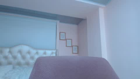 Snapshot of anny_louis chatting on February 25, 2:14 am ANNY LOUIS online show from February 25, 2:14 am