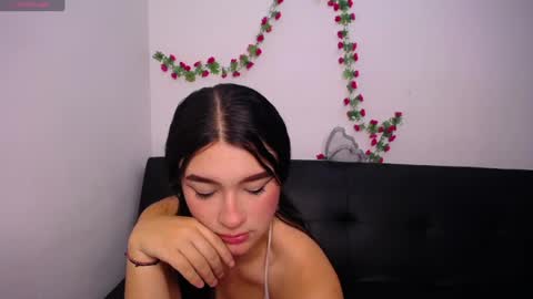 Snapshot of anny_naf chatting on May 5, 2:47 pm Anny online show from May 5, 2:47 pm