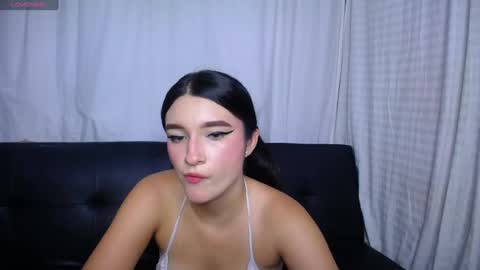 Snapshot of anny_naf chatting on July 8, 7:51 pm Anny online show from July 8, 7:51 pm