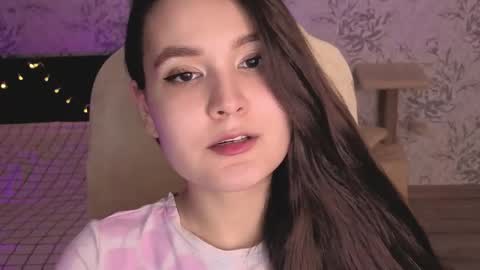 Snapshot of anny_shine chatting on June 9, 10:21 pm Annie online show from June 9, 10:21 pm