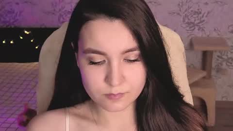 Snapshot of anny_shine chatting on June 16, 10:34 pm Annie online show from June 16, 10:34 pm