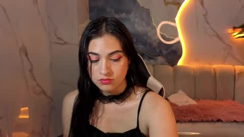 Live 1500am 2100pm COLOMBIAN HOUR online show from March 12, 7:53 pm