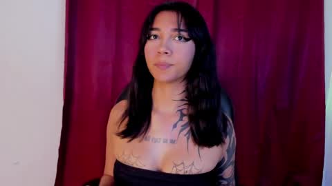 Snapshot of annya_kooper chatting on May 3, 5:13 am Annya online show from May 3, 5:13 am
