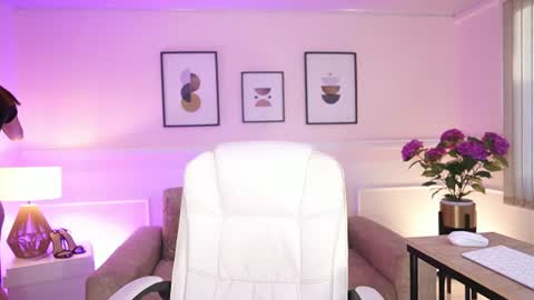 Snapshot of annybuny chatting on June 11, 11:52 am Ana online show from June 11, 11:52 am