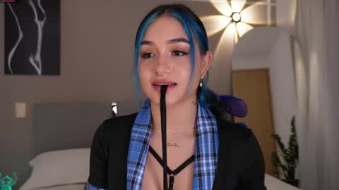    online show from December 20, 2:29 am