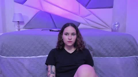 AnnyT online show from December 1, 11:47 pm