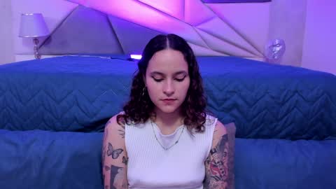 AnnyT online show from January 6, 12:16 am