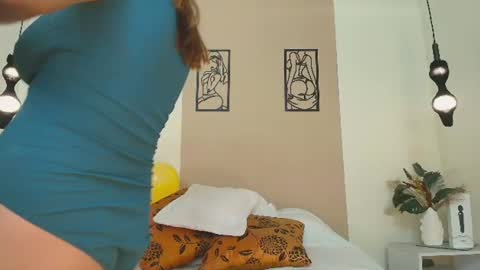 Snapshot of annyxhot chatting on July 14, 11:05 am AnnyXhot online show from July 14, 11:05 am