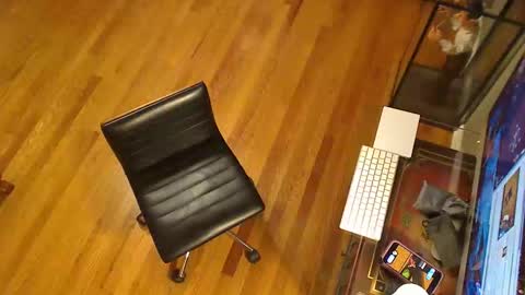 Snapshot of anoaklawnguy chatting on April 30, 8:57 pm anoaklawnguy online show from April 30, 8:57 pm