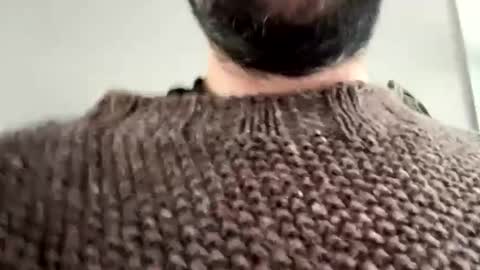 Snapshot of anonomousloser chatting on December 23, 1:35 pm anonomousloser online show from December 23, 1:35 pm