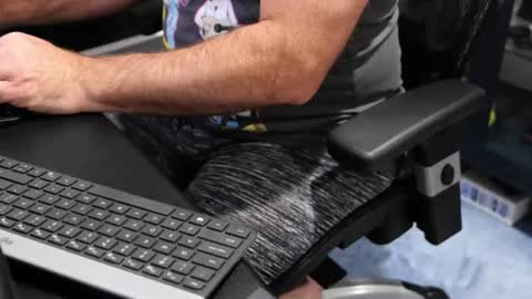 D online show from September 12, 12:38 pm