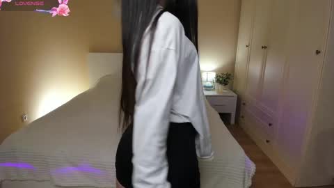 Anora  Emma online show from February 23, 7:33 pm