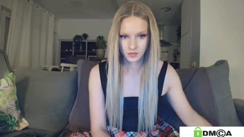 Sexy Ladybug online show from June 19, 10:08 am