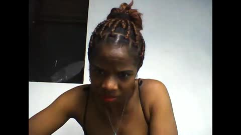 anselmee online show from March 5, 8:32 am