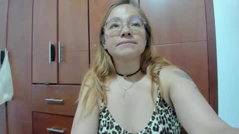 anthonela_mature_ online show from October 28, 10:12 pm