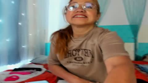 anthonela_mature_ online show from April 25, 5:32 pm
