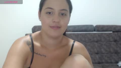 Snapshot of anthonela_queen chatting on February 15, 11:34 pm Anthonela Queen online show from February 15, 11:34 pm
