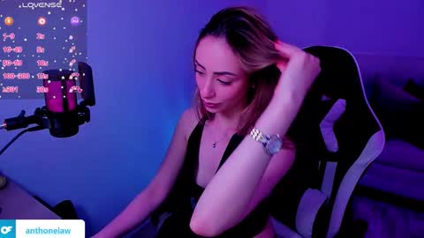 Snapshot of anthonelaa777 chatting on November 6, 1:50 am Anthonela online show from November 6, 1:50 am