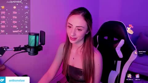 Snapshot of anthonelaa777 chatting on November 9, 2:32 am Anthonela online show from November 9, 2:32 am