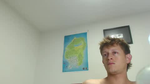 leon online show from February 24, 4:27 am