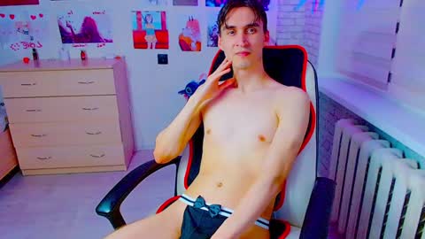 anthony_broown online show from December 8, 9:19 pm