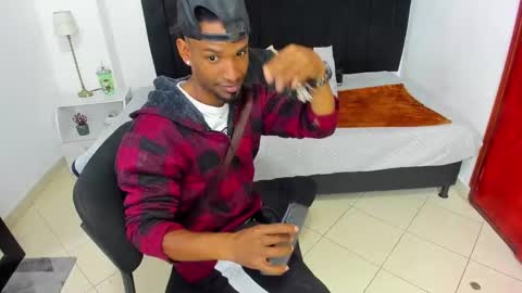 Snapshot of anthoy_wayans chatting on January 21, 12:46 am online show from January 21, 12:46 am