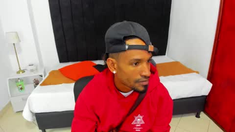 Snapshot of anthoy_wayans chatting on January 23, 12:25 am online show from January 23, 12:25 am