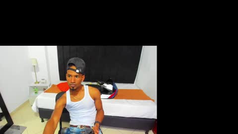 Snapshot of anthoy_wayans chatting on January 24, 1:13 am online show from January 24, 1:13 am