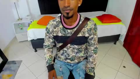 Snapshot of anthoy_wayans chatting on February 4, 12:51 am online show from February 4, 12:51 am