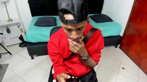 Snapshot of anthoy_wayans chatting on September 19, 1:18 am online show from September 19, 1:18 am