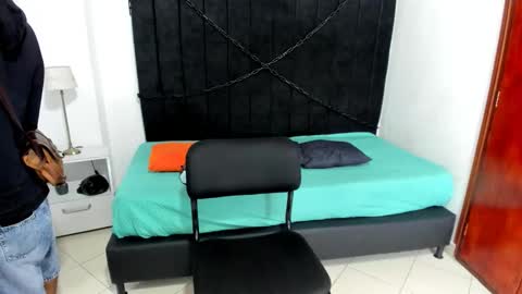 Snapshot of anthoy_wayans chatting on September 20, 12:33 am online show from September 20, 12:33 am