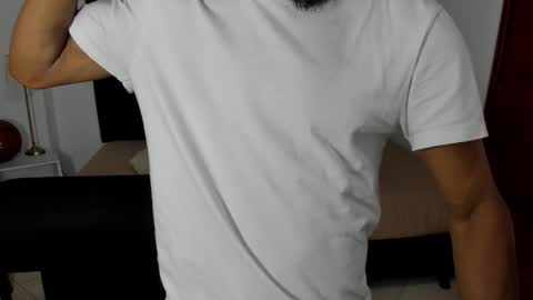 Snapshot of anthoy_wayans chatting on October 21, 12:22 am online show from October 21, 12:22 am