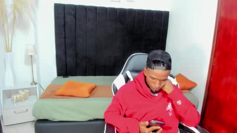 Snapshot of anthoy_wayans chatting on November 9, 11:58 pm online show from November 9, 11:58 pm