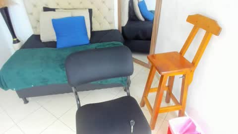 Snapshot of anthoy_wayans chatting on November 20, 1:17 am online show from November 20, 1:17 am