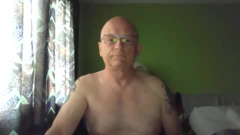Snapshot of antmatt2025 chatting on May 30, 5:15 am antmatt2025 online show from May 30, 5:15 am