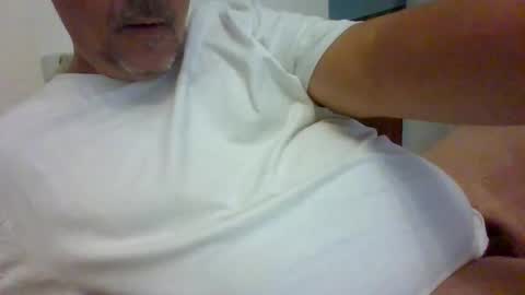 Snapshot of antoinemonaco8 chatting on October 19, 6:58 am antoinemonaco8 online show from October 19, 6:58 am