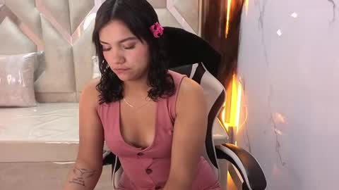 Antonela online show from November 26, 1:56 pm