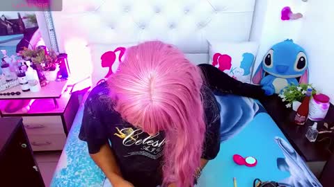 antonela_xx3 online show from March 1, 11:58 pm