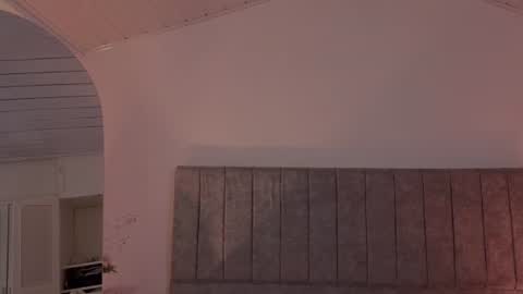 Snapshot of antonella_1998_ chatting on June 27, 1:06 pm Antonella online show from June 27, 1:06 pm