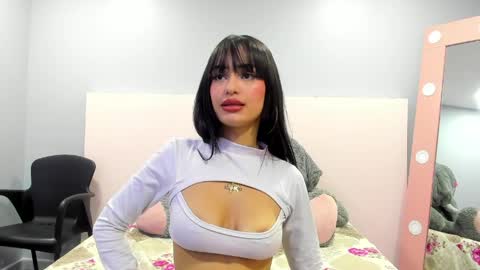 Snapshot of antonella_bratzz4 chatting on May 11, 9:34 pm antonella bratzz online show from May 11, 9:34 pm