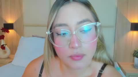 Snapshot of antonella_cutie_ chatting on June 9, 12:28 pm A N T O N E L L A online show from June 9, 12:28 pm