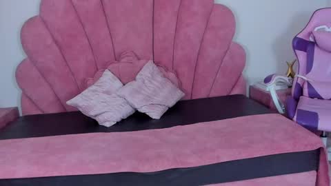 Snapshot of antonella_foxxxx chatting on May 31, 8:21 pm antonella_foxxxx online show from May 31, 8:21 pm
