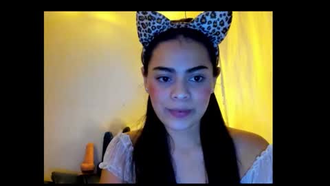 Snapshot of antonella_gomez22 chatting on January 6, 7:45 am Antonella online show from January 6, 7:45 am