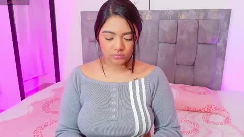 Snapshot of antonella_hot_x chatting on July 14, 2:38 am Antonella online show from July 14, 2:38 am