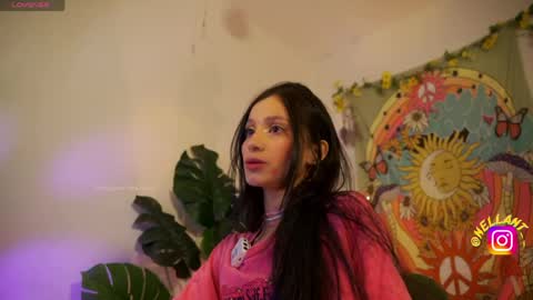 Nell. online show from May 11, 3:45 am