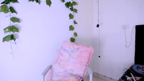 antonella online show from December 17, 10:27 pm