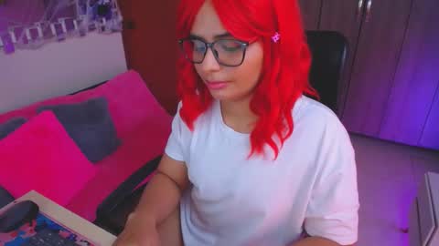 Snapshot of antonellacute_ chatting on October 15, 2:44 am Antonella online show from October 15, 2:44 am