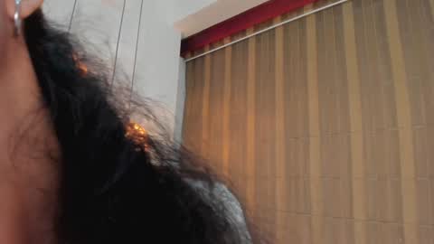 Snapshot of antonellahall_ chatting on February 4, 12:11 pm AntonellaHall online show from February 4, 12:11 pm