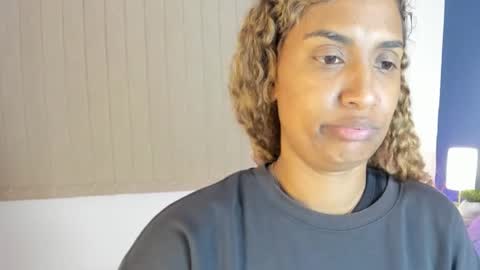 Snapshot of antonellaparker chatting on December 9, 1:07 am Sarah online show from December 9, 1:07 am