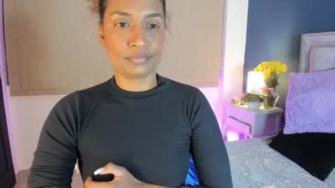 Snapshot of antonellaparker chatting on January 2, 4:02 pm Sarah online show from January 2, 4:02 pm